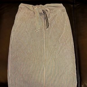 Club Manaco long skirt (size XS) white and black stripes